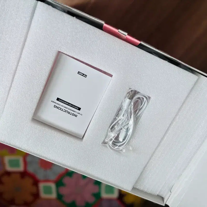 [BUNJANG] Pop Mart Labubu TV Set Luminous Display Container Keychain / 팝마트 라부부 컨테이너