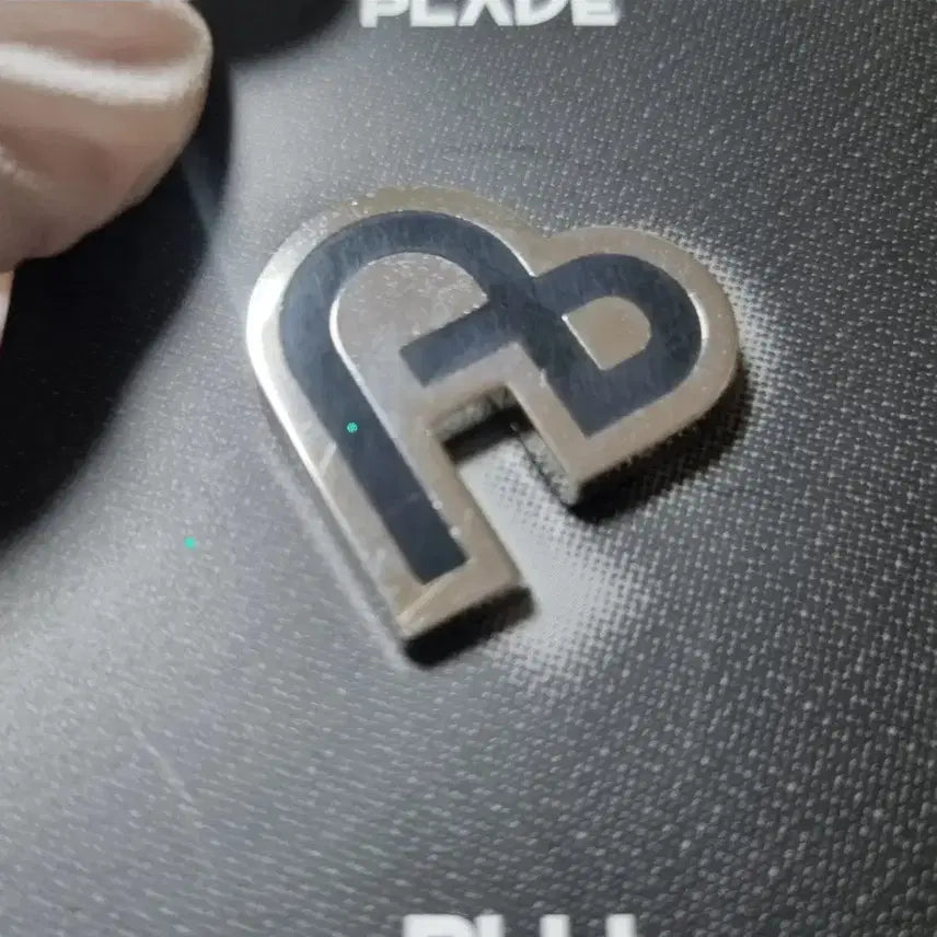 [BUNJANG] PLAVE Membership PLLI Badge / 플레이브 멤버십 플리 뱃지