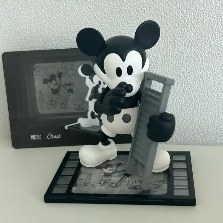 [BUNJANG] Pop Mart Mickey Mouse Vintage Style Figure / 팝마트 미키카우스 피규어