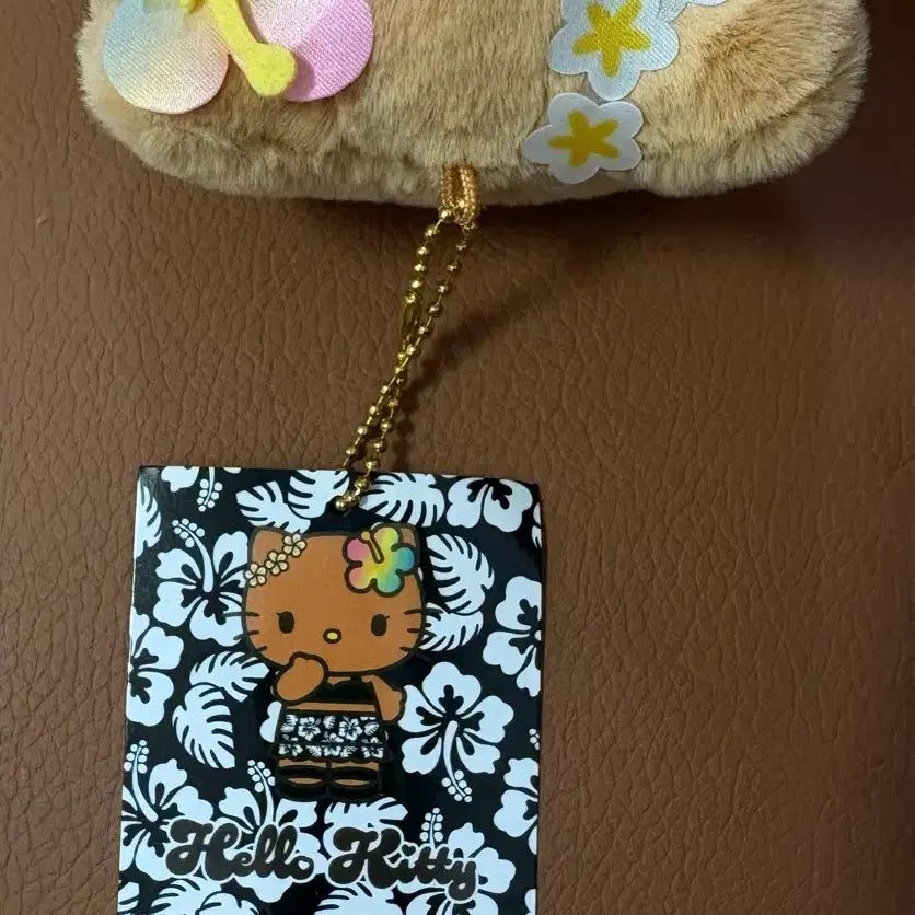 [BUNJANG] Sanrio Official Tanning Kitty Hawaii Doll (Unused) / 산리오 정품 태닝 키티 하와이 인형 택 미사용입니다