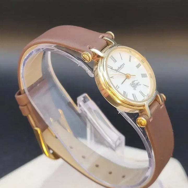 [BUNJANG] Burberry London Gold Plated Vintage Leather Strap Watch / 버버리 시계 가죽 스트랩 금장 빈티지