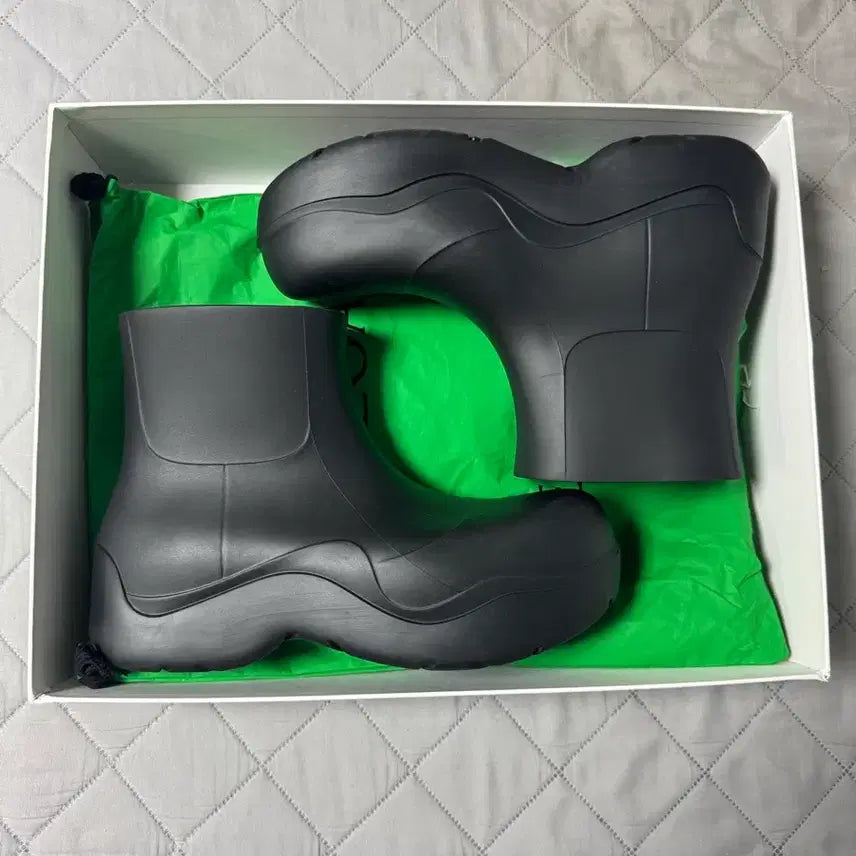 [BUNJANG] Bottega Veneta Puddle Boots Black / [42] 보테가베네타 퍼들부츠 블랙