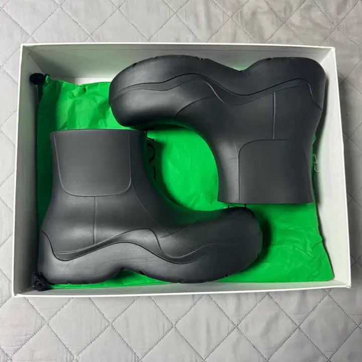 [BUNJANG] Bottega Veneta Puddle Boots Black / [42] 보테가베네타 퍼들부츠 블랙