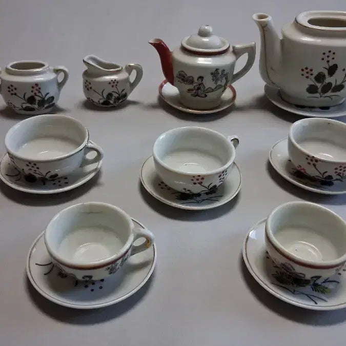 [BUNJANG] Japanese Vintage Miniature Teacup Set (9 pieces) / 일본산 빈티지 미니어쳐 차잔셋트(9조)