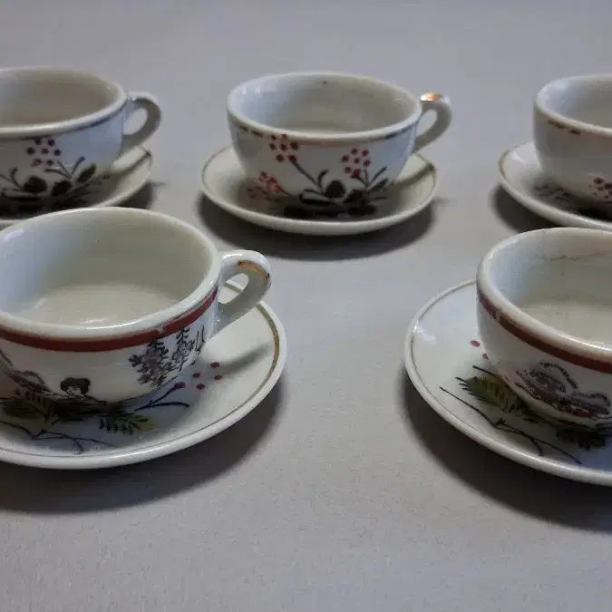 [BUNJANG] Japanese Vintage Miniature Teacup Set (9 pieces) / 일본산 빈티지 미니어쳐 차잔셋트(9조)