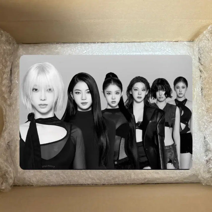 [BUNJANG] STAYC Custom Frame / 스테이씨가 직접 꾸민 액자