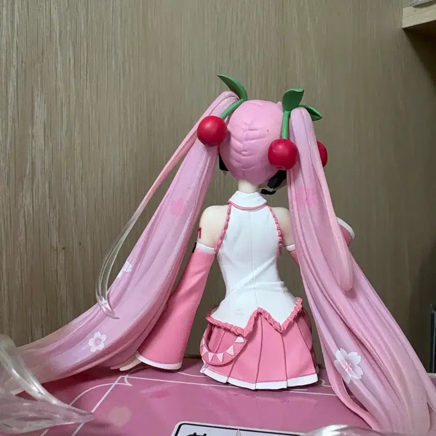 [BUNJANG] Sakura Miku 2024 Noodle Stopper Figure / 사쿠라미쿠 2024 누들스토퍼