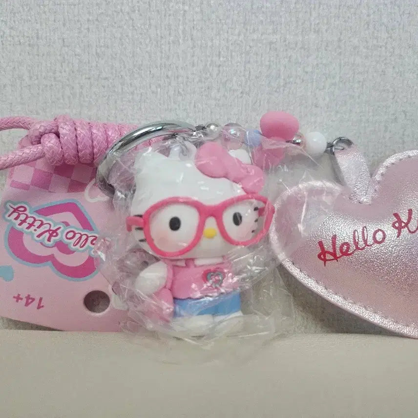 [BUNJANG] Hello Kitty Glasses Figure Keychain / 헬로키티 안경 피규어 키링