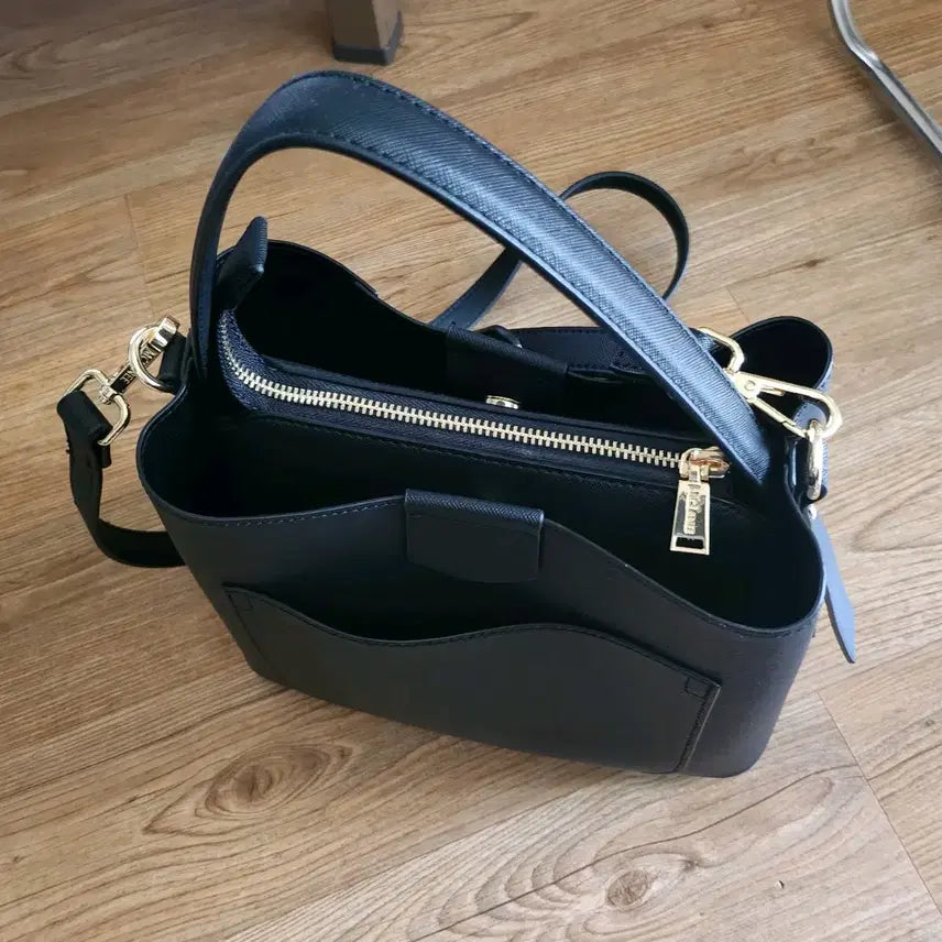 [BUNJANG] Mac Mcllani 534 Lesi Tote &amp; Crossbody Bag - Black / [새거] 맥끌라니 여성가방 534르시 토트앤 /블랙