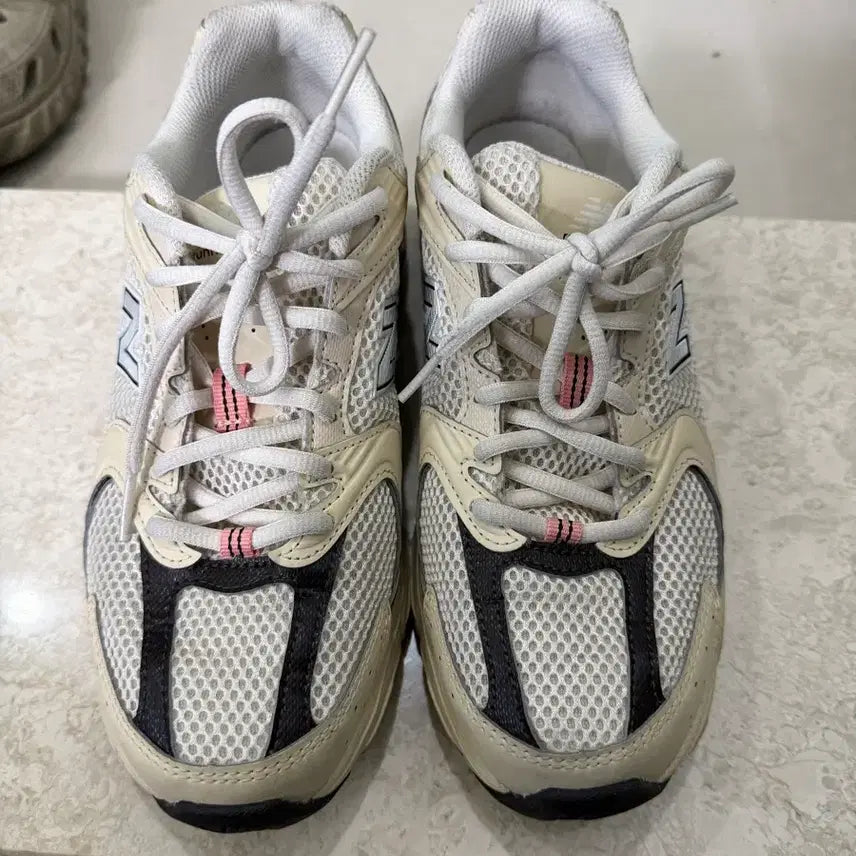 [BUNJANG] New Balance 530 Sneakers White Pink / 뉴발란스 530 스니커즈 화이트 핑크