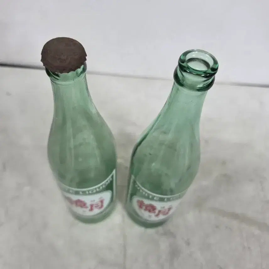 [BUNJANG] Kyung-Wol Soju Red Label 4 Hop Bottle / 빨강라벨 경월소주 4홉병