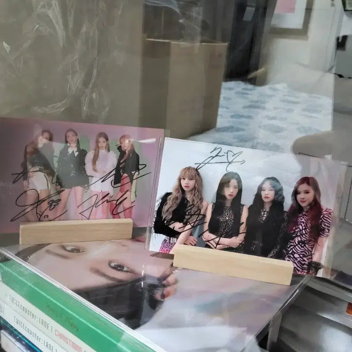 [BUNJANG] Blackpink Autographed Photo Bundle Set / 블랙핑크 자필 친필싸인 사진일괄
