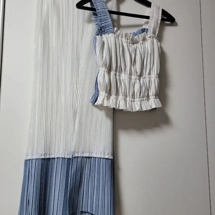 [SOLD OUT] 민소매투피스세트