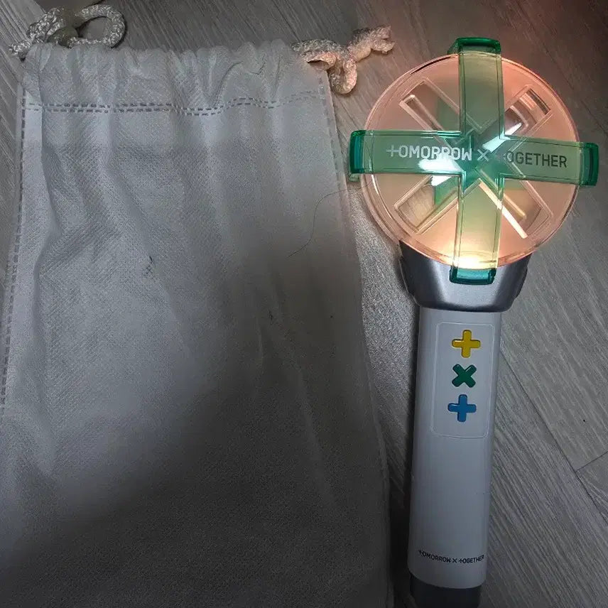 [BUNJANG] TXT Official Lightstick (MOABONG) Version 1 / 모아봉 ver.1