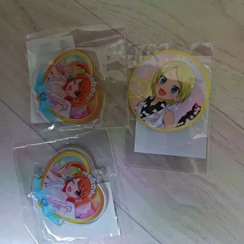 [BUNJANG] Pretty Rhythm Marukuji Keyring &amp; Badge Set / 교환 ) 프리티리듬 마루쿠지 키링 뱃지