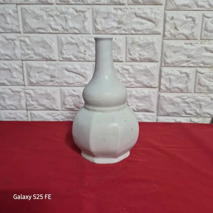 [BUNJANG] White Porcelain Octagonal Two-Tier Vase / 백자8각2단병