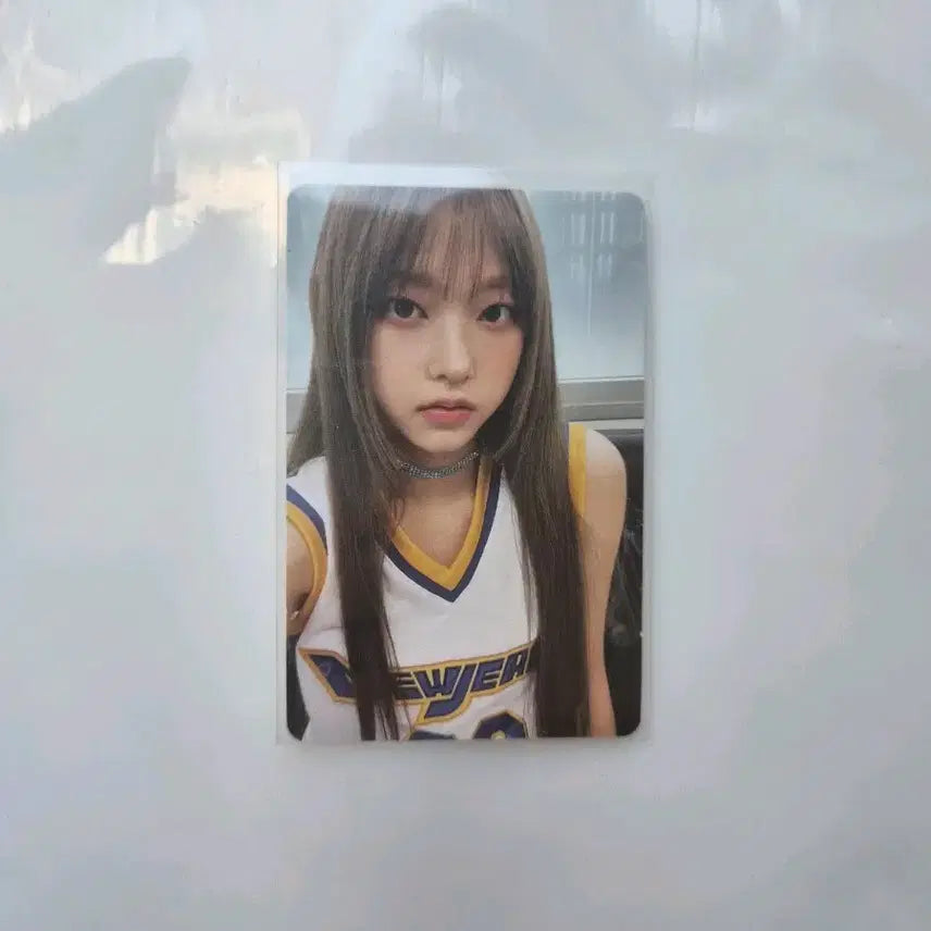 [BUNJANG] NewJeans Haerin Basketball Jersey Photocard / 농구복 해린 포카 판매