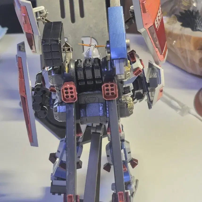 [BUNJANG] HG Full Armor Gundam Thunderbolt Custom Painted &amp; Weathered Display Piece / 건담