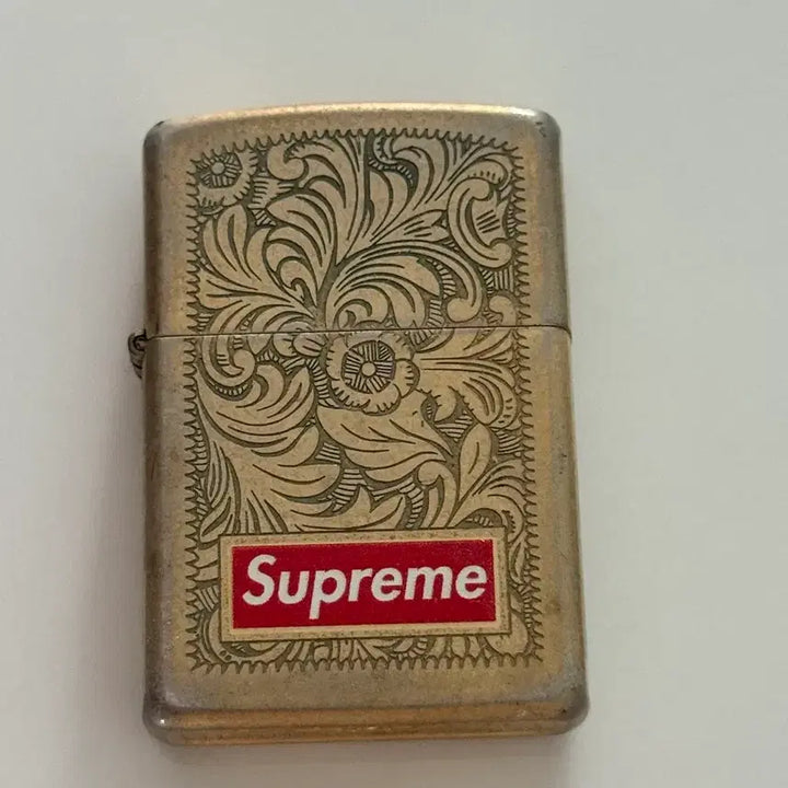 [BUNJANG] Supreme Zippo Lighter / 슈프림 지포(zippo)라이터