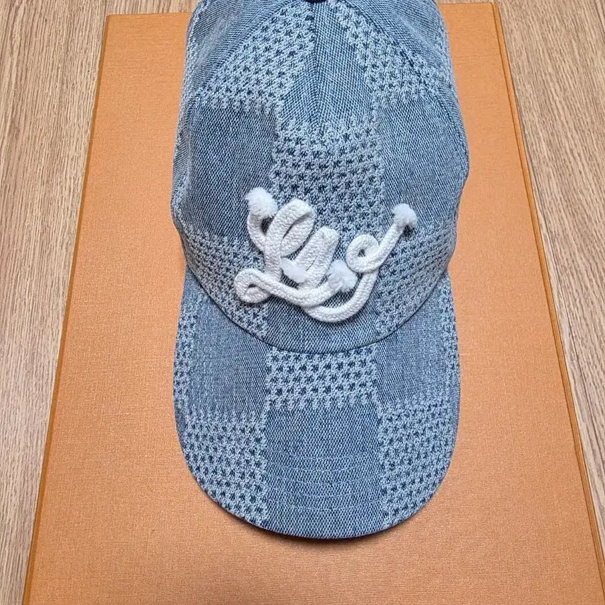 [BUNJANG] Louis Vuitton Damier 3D Denim Baseball Cap / 루이비통 다미에 3D 데님 볼캡