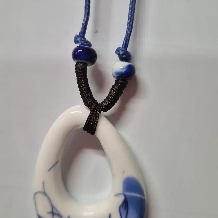 [BUNJANG] Blue Porcelain Pendant Necklaces (2 pcs) Bundle Set / 청화백자기목걸이(도자기)2점일괄