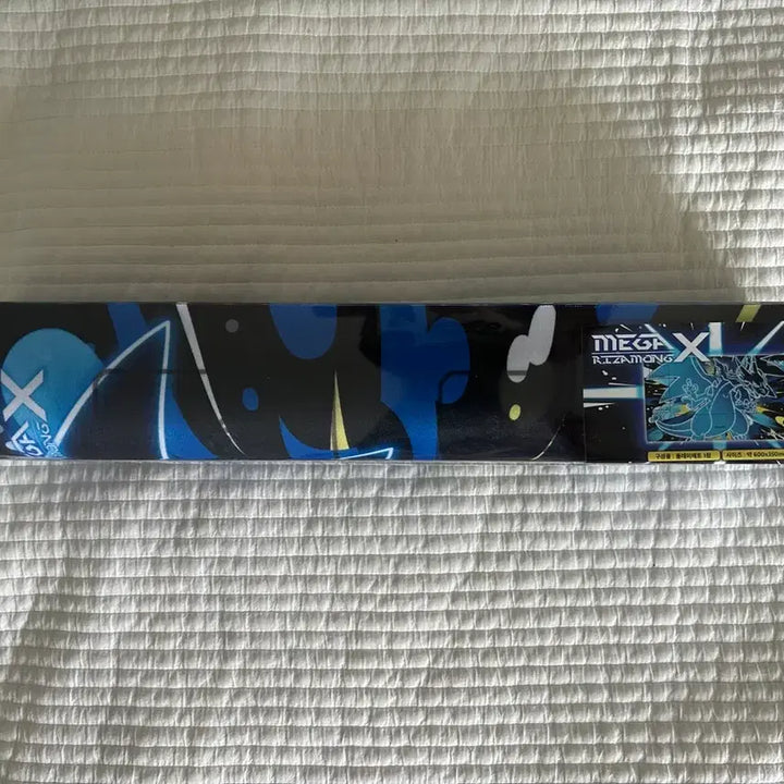[BUNJANG] Mega Charizard X Playmat / 메가 리자몽X 플레이매트