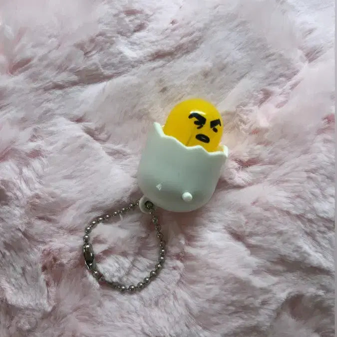 [BUNJANG] Gudetama Classic Egg Keychain / 구데타마 고전 계란 키링