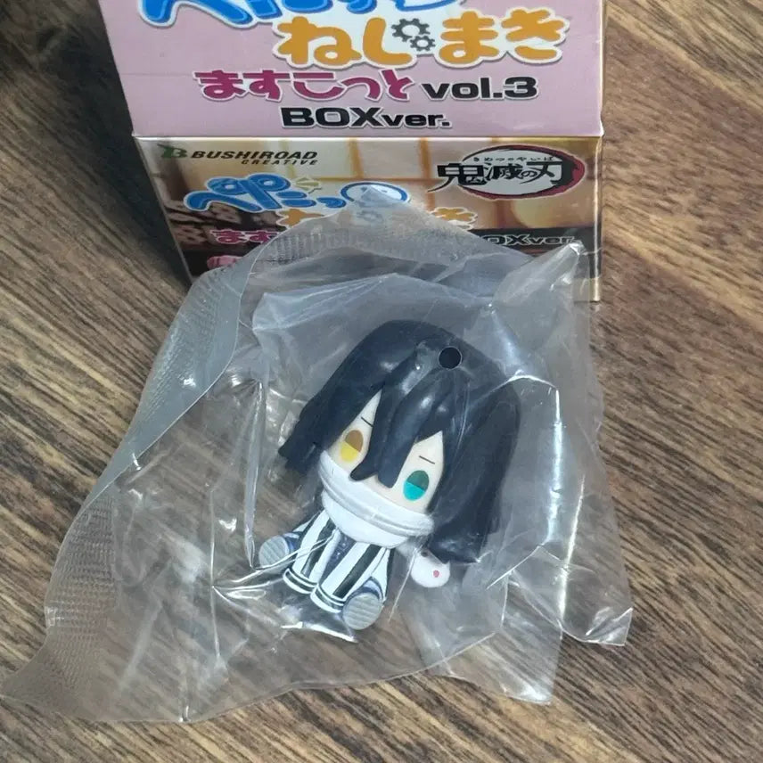 [BUNJANG] Kimetsu no Yaiba Obanai Iguro Wind-up Figure / 미사용 새상품) 귀칼 귀멸의칼날 이구로 오바나이 태엽 피규어
