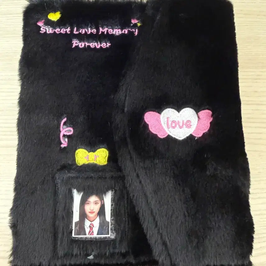 [BUNJANG] Fromable Fur Binder (Black) / 프롬아블 털바인더 (블랙)