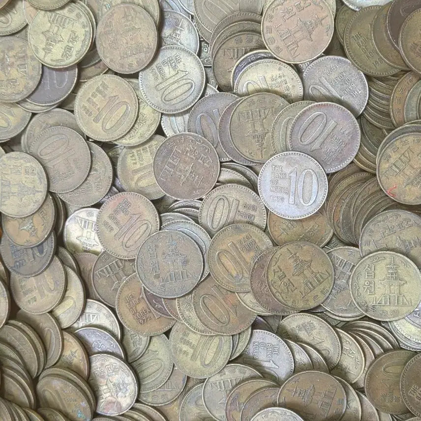 [BUNJANG] 10 Won Coin Collection - 1970s Issues / 구구도안 10원 동전 모음