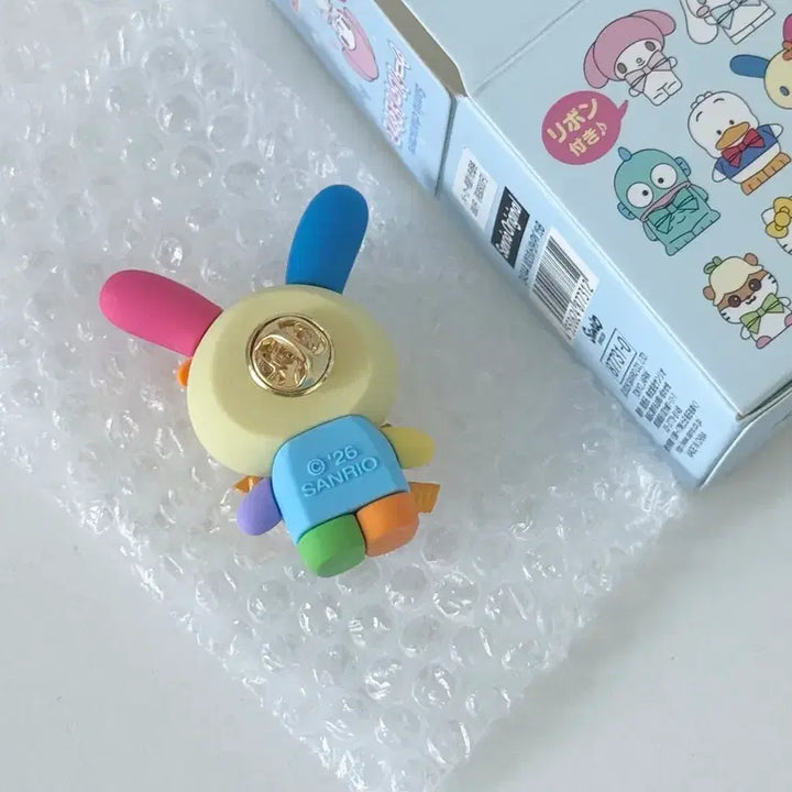 [BUNJANG] Sanrio Characters Vol. 3 Badge Usahana / 산리오 캐릭터대상 3탄 뱃지 우사하나