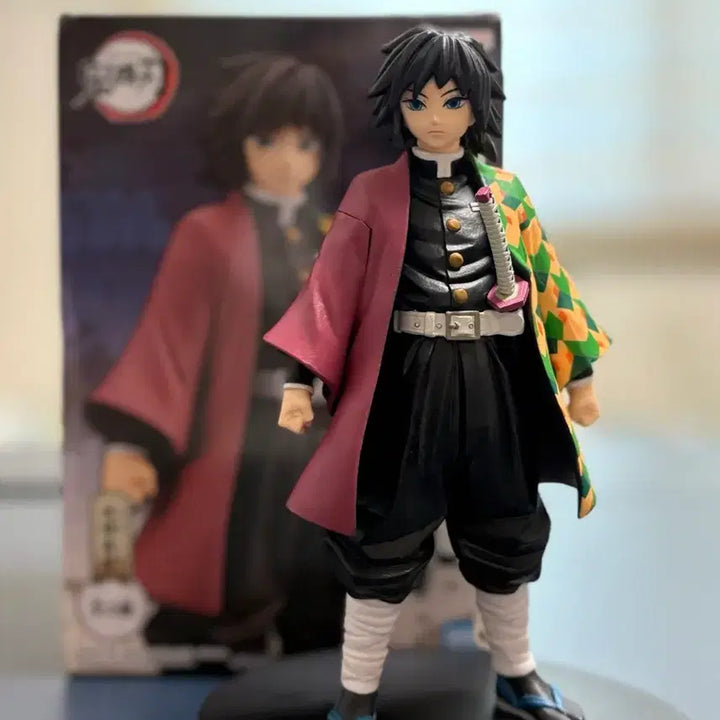 [BUNJANG] Demon Slayer Giyu Tomioka Yuden Gown Banpresto Figure / 귀멸의칼날 귀칼 반프레스토 토미오카 기유 유대의장 피규어