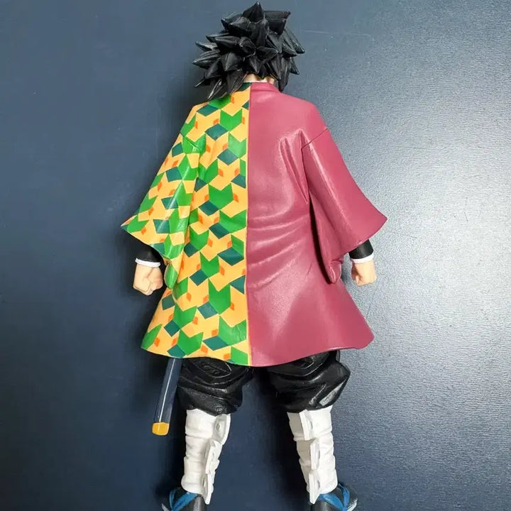 [BUNJANG] Demon Slayer Giyu Tomioka Yuden Gown Banpresto Figure / 귀멸의칼날 귀칼 반프레스토 토미오카 기유 유대의장 피규어