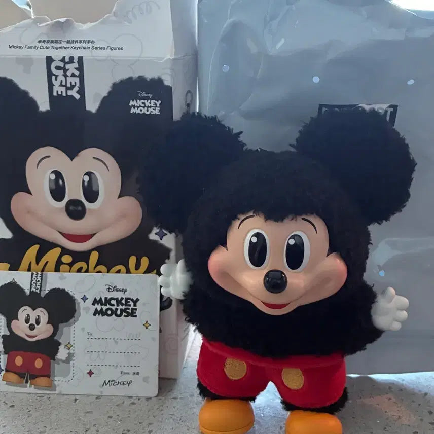 [BUNJANG] Pop Mart Disney Mickey Mouse Plush Keychain / 팝마트정품 디즈니 미키마우스 인형키링