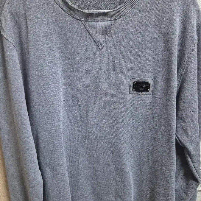 [SOLD OUT] 돌채앤가바나 맨투맨 팝니다