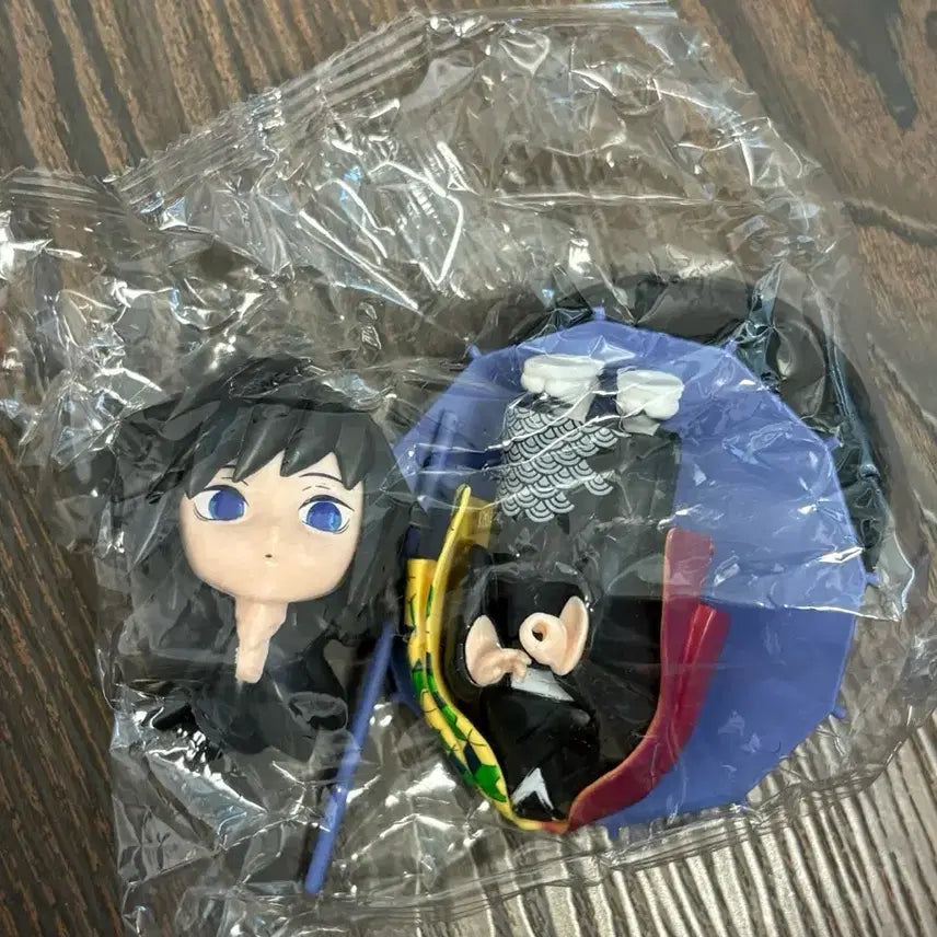 [BUNJANG] Demon Slayer Gyomei Himejima Rain Version Figure (New) / 귀멸의칼날 장마 피규어 기유 새상품