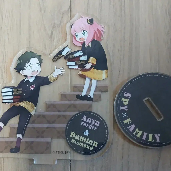 [BUNJANG] Spy x Family Damiana Acrylic Stand &amp; Code White Theater Special / 스파패(스파이패밀리) 다미아냐 아크릴 스탠드, 극장판 특전 판매
