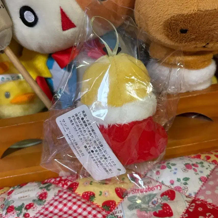 [BUNJANG] Rilakkuma Kiiroitori Santa Ornament Mascot Keychain / 리락쿠마 키이로이토리 산타 오너먼트 마스코트 인형 테노리 키링
