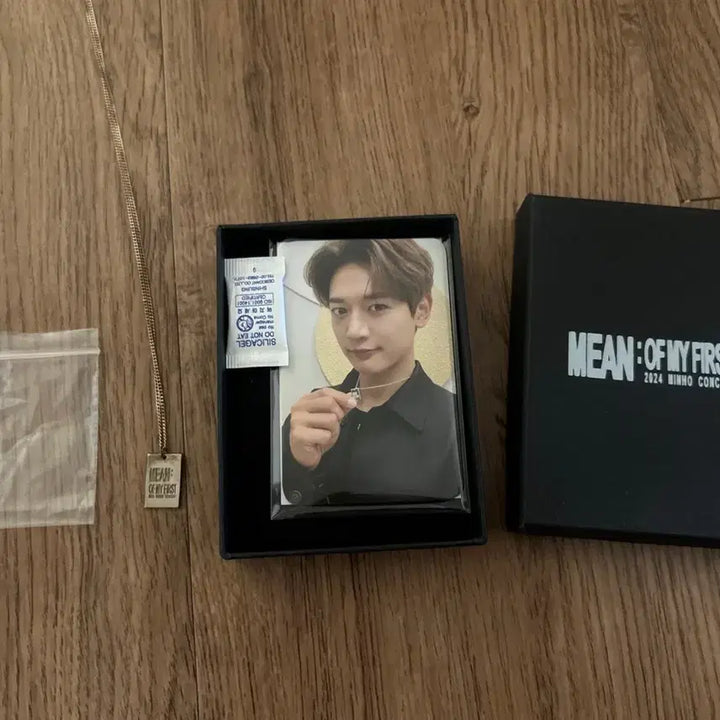 [BUNJANG] SHINee Minho Concert Necklace / 샤이니 민호 콘서트 목걸이