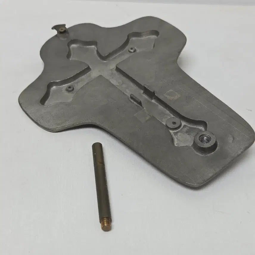[BUNJANG] 1980s Italian Antique Crucifix Brass Cast Metal Cross / 이탈리아 앤틱 십자가 황동 주물 금속 십자가