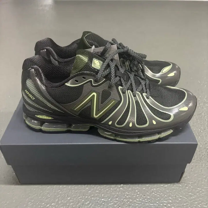 [BUNJANG] New Balance 1890 "Lime Point" Sneakers (Size 290) / 뉴발란스 1890 - 사이즈 290 - U189071H
