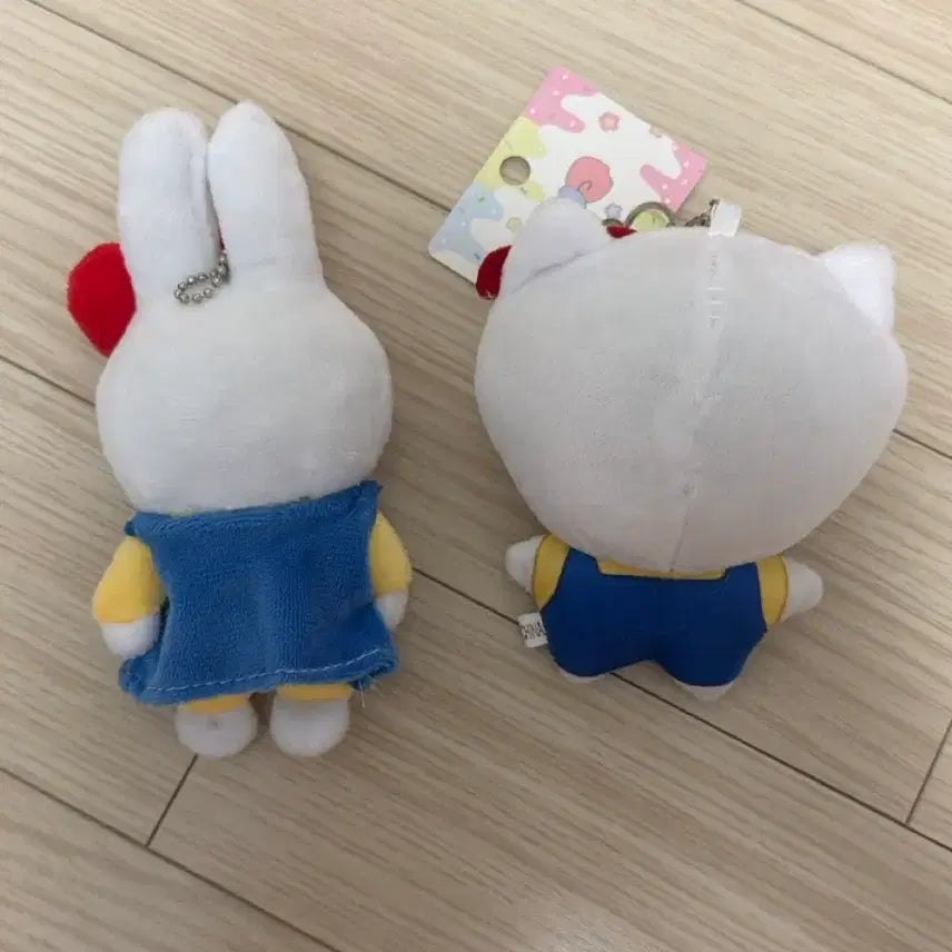 [BUNJANG] Miffy x Hello Kitty Collaboration Doll Keychain / 미피 키티, 키티 부리부리 콜라보 인형 키링