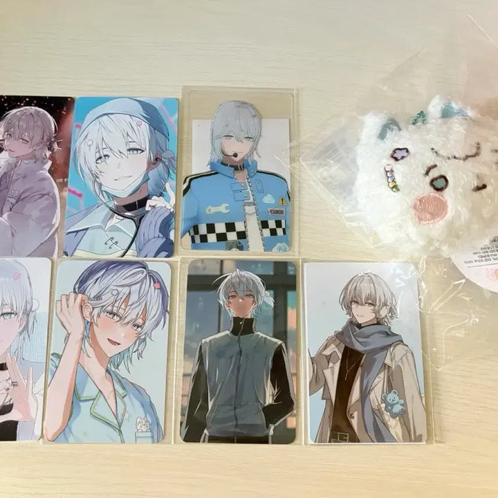 [BUNJANG] SCOSHISM ERO CLOUD Bundle Set Photocard &amp; Ziptop Plush Keychain / 스코시즘 이로 클라우드 일괄양도 포토카드, 짚톡봉제키링