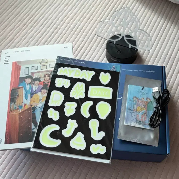 [BUNJANG] DAY6 My Day 3rd Generation Official Fanclub Mood Lamp / DAY6 데이식스 마이데이 3기 굿즈 무드등
