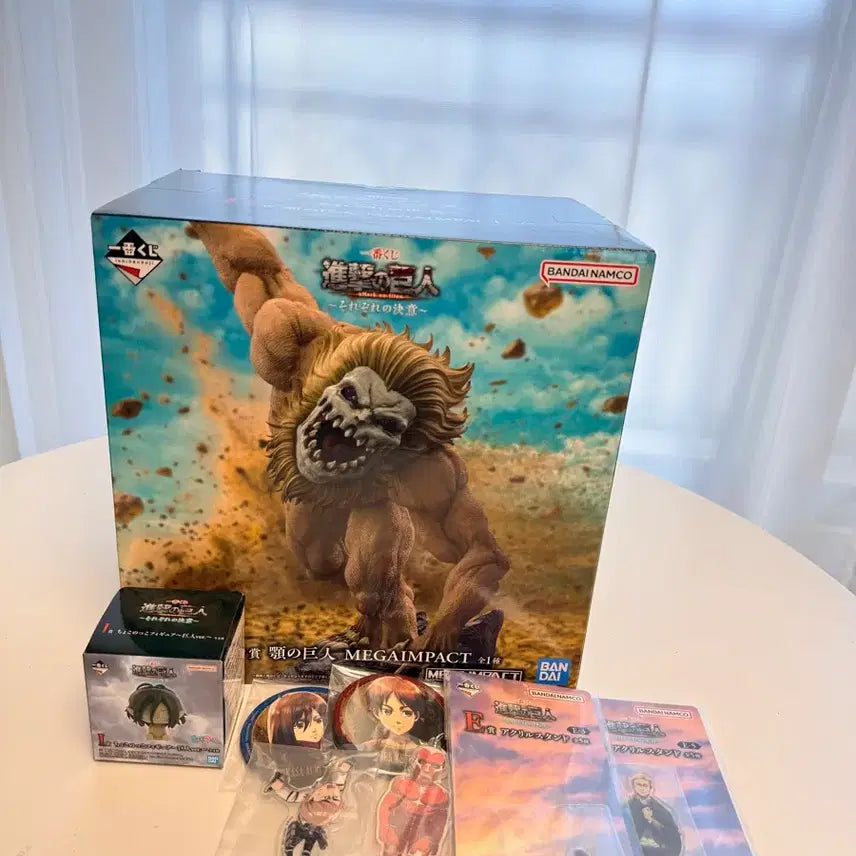 [BUNJANG] Attack on Titan Jaw Titan B Prize Figure &amp; Goods Bundle Set (Sealed) / 진격의 거인 b상 턱거인 + 하위상 일괄