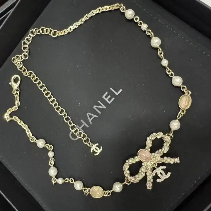 [BUNJANG] Chanel Pearl Ribbon Necklace / 샤넬 진주 리본 목걸이