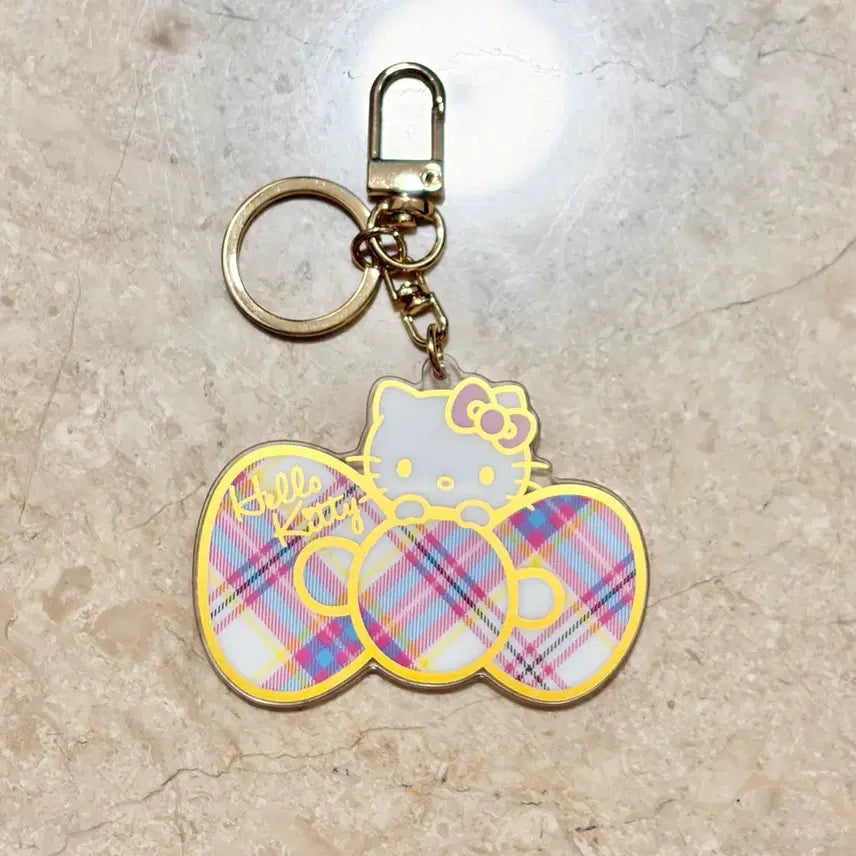 [BUNJANG] Sanrio Hello Kitty Acrylic Keychain / 산리오 키티 아크릴 키링