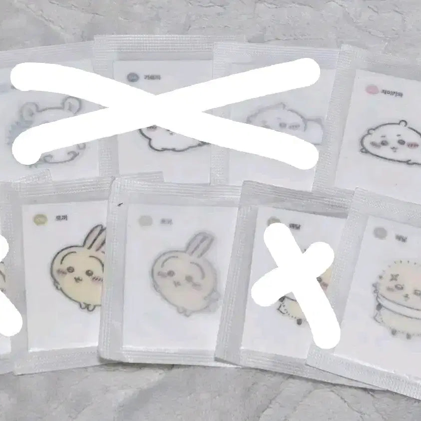 [BUNJANG] Assorted Sticker Collection (Baseball, Pokemon, Squid Game, Monchichi, Sanrio, etc.) / 띠부씰 ( 야구 , 포켓몬 , 오징어게임 , 먼작귀 , 산리오 등)