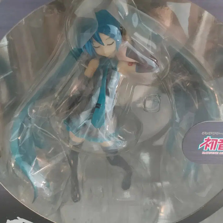 [BUNJANG] Good Smile Hatsune Miku 1/8 Scale Figure Wonder Festival Limited CM Ver. / 굿스마일 하츠네 미쿠 1/8 스케일 피규어 원더페스 한정 cm ver