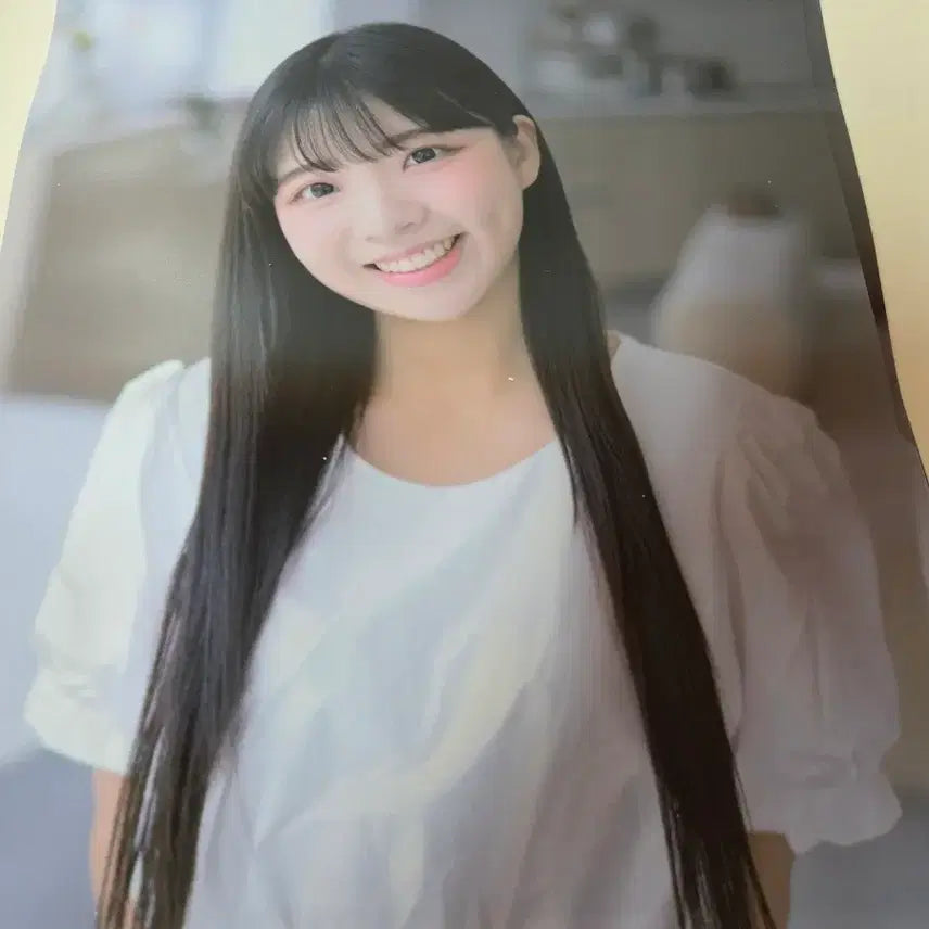[BUNJANG] Have You Seen My Roommate? Merchandise Tapestry, Photocards (10 types), Desk Mat (2 types), Danchi Acrylic Stand / 하숙생이 전부 미녀입니다만? 굿즈